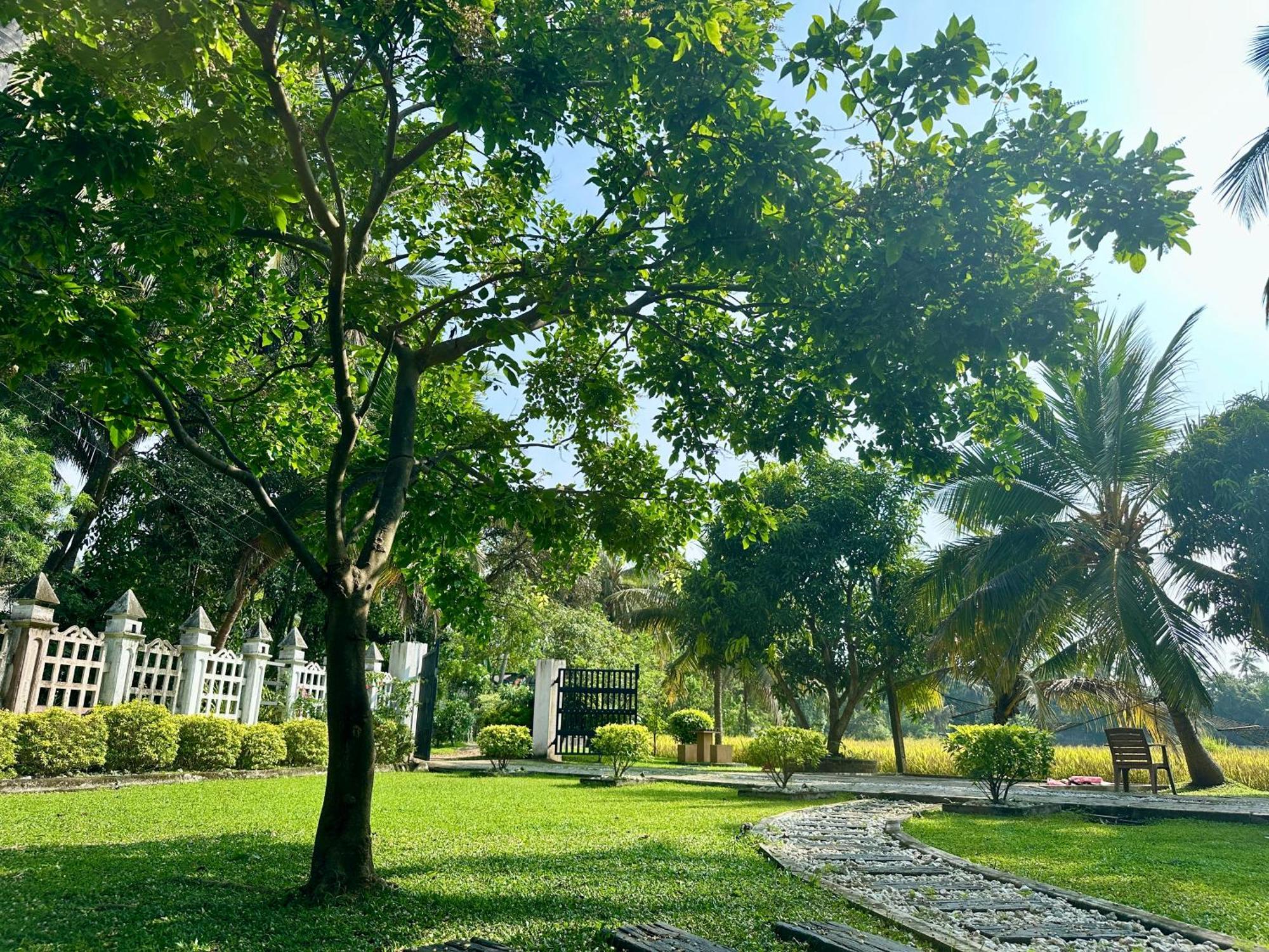 Aroma Villa Polonnaruwa Esterno foto